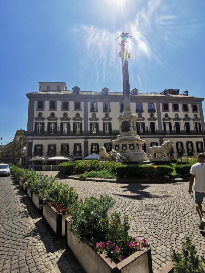 Napoli Centro Chiaia Apartment Exterior photo