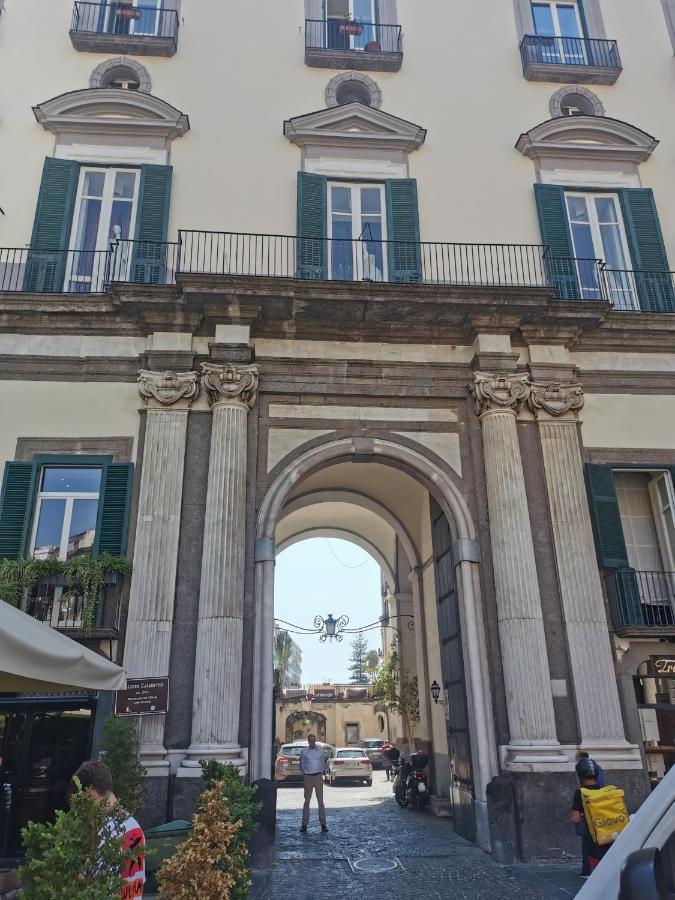 Napoli Centro Chiaia Apartment Exterior photo
